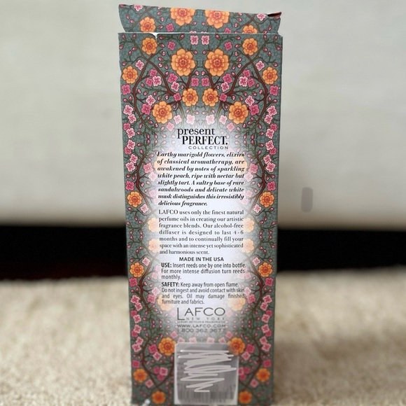 Lafco New York luxury scented diffuser, peach and marigold - Picture 2 of 2